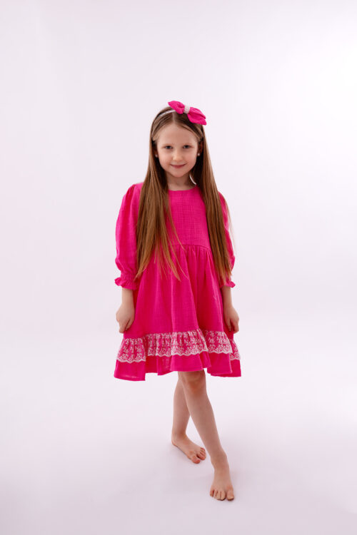 Alternative view of Sukienka Muślinowa z koronką Róż 62-128